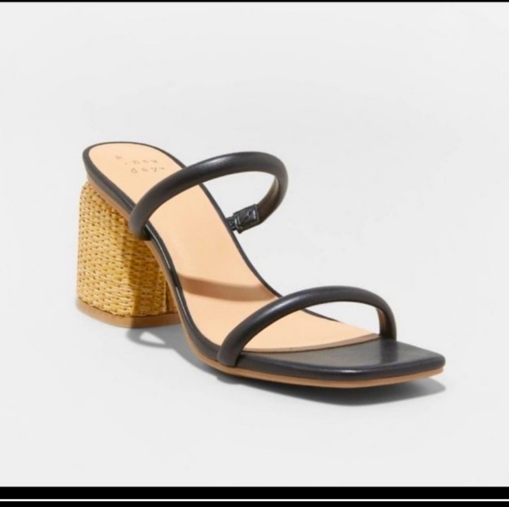 A New Day Miley Black Ratan Heels